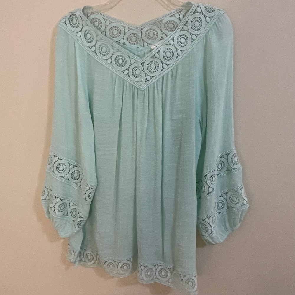 Indigo Soul Sea Foam Green Gauzy Crochet Lace Long Sleeve Blouse Women’s Size L